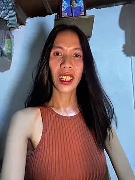 bellaUtops online show from May 2026 01:06:01 PM