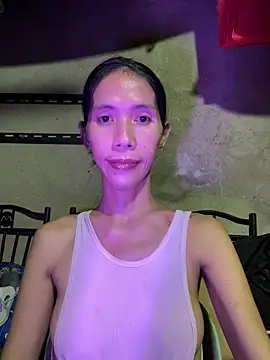 bellaUtops online show from April 2026 03:02:01 PM