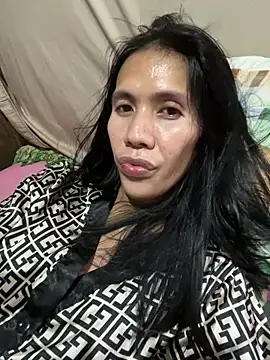 bellaUtops online show from May 2026 03:27:02 AM