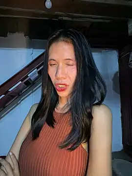 bellaUtops online show from May 2026 05:54:02 PM