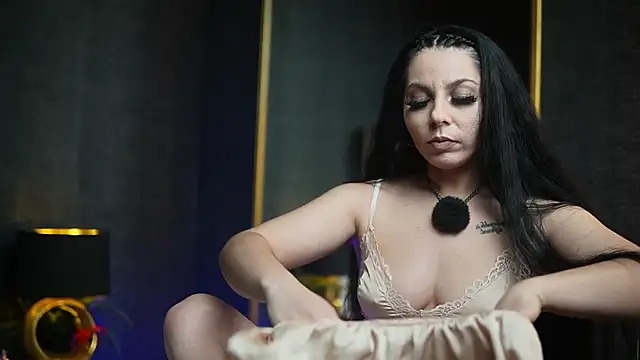 GiaEasyIce online show from February 2026 11:04:01 PM