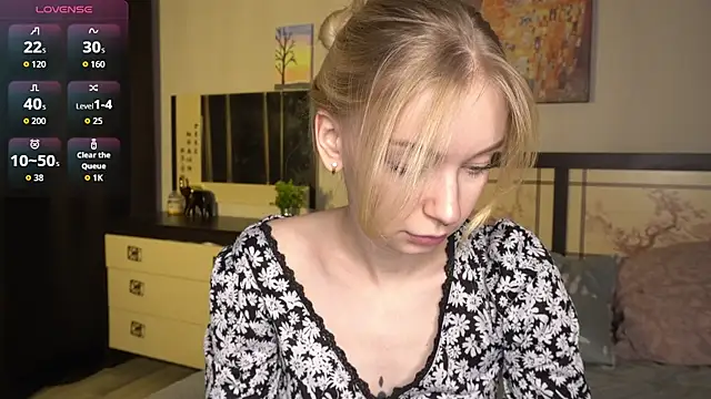 Snapshot of ShanelTunon chatting on November 2025 08:13:01 PM ShanelTunon online show from November 2025 08:13:01 PM