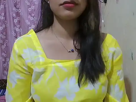 Snapshot of pragya_44 chatting on February 2026 03:33:02 PM pragya 44 online show from February 2026 03:33:02 PM