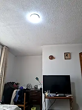 Snapshot of Lauryn_Jones chatting on June 2026 05:46:02 PM Lauryn Jones online show from June 2026 05:46:02 PM