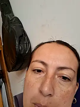 Snapshot of Lauryn_Jones chatting on May 2026 06:52:02 PM Lauryn Jones online show from May 2026 06:52:02 PM
