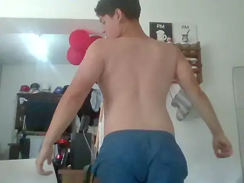 Myboy0020 online show from April 2026 03:24:02 PM