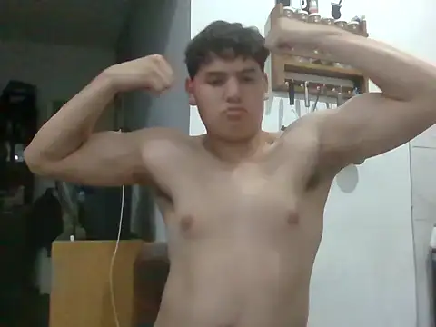 Myboy0020 online show from November 2025 10:32:01 PM