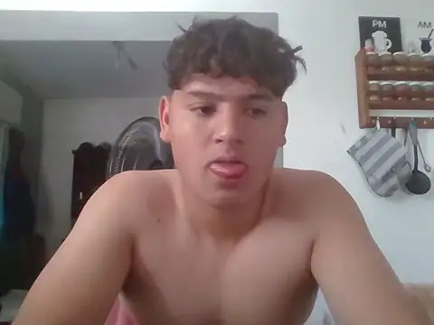 Myboy0020 online show from January 2026 05:17:01 PM