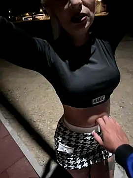 Snapshot of sexywomen35 chatting on October 2025 07:21:01 PM sexywomen35 online show from October 2025 07:21:01 PM