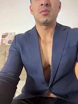 Chris Clarck online show from December 2025 07:46:02 PM