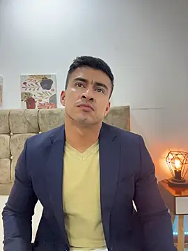 Chris Clarck online show from November 2025 07:40:01 PM