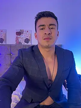 Chris Clarck online show from April 2026 07:18:01 PM