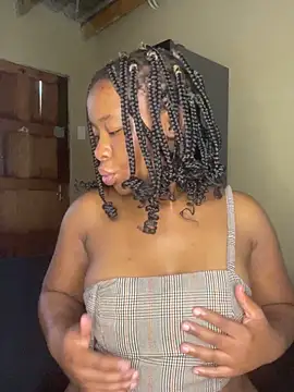 MiyaXo2 online show from April 2026 01:27:01 PM