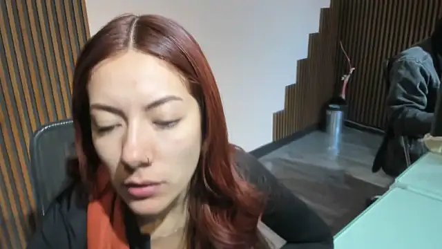 desk desire online show from February 2026 12:27:01 PM