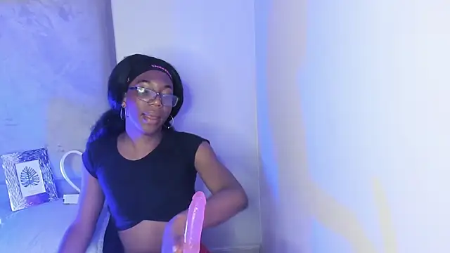 Shelsyissy online show from November 2025 10:13:02 PM