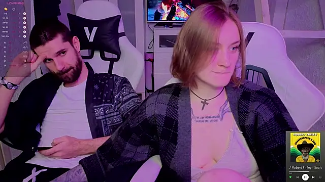 RetroMarie online show from November 2025 08:08:02 PM