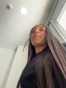 Brunettecollins05 online show from March 2026 08:22:01 PM