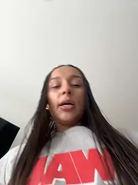 Brunettecollins05 online show from March 2026 07:14:01 PM