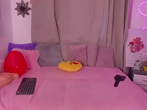 alanaa gomezz online show from February 2026 07:55:02 PM