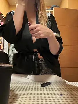 jordynjace online show from November 2025 08:59:02 AM