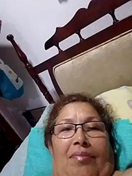 Cessi50 online show from April 2026 03:02:02 AM