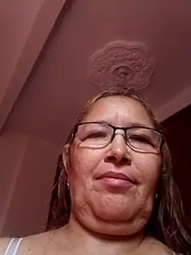 Snapshot of Cessi50 chatting on November 2025 05:17:02 PM Cessi50 online show from November 2025 05:17:02 PM