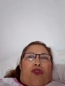 Snapshot of Cessi50 chatting on June 2026 01:21:01 AM Cessi50 online show from June 2026 01:21:01 AM