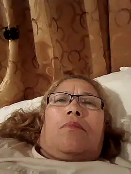 Snapshot of Cessi50 chatting on November 2025 01:53:01 AM Cessi50 online show from November 2025 01:53:01 AM