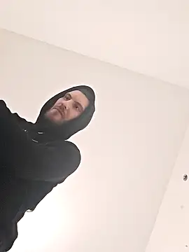 Snapshot of Zoomorris chatting on December 2025 04:22:01 PM Zoomorris online show from December 2025 04:22:01 PM