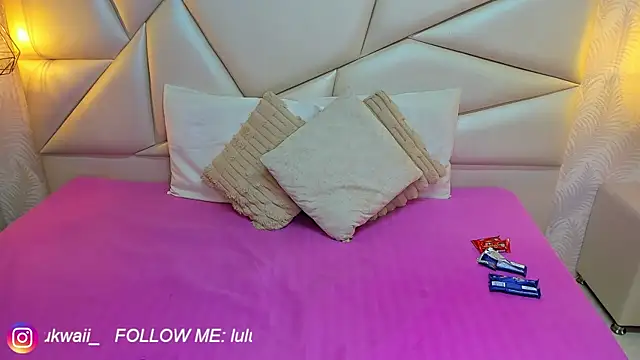 laurettedela rouse online show from November 2025 11:43:02 AM