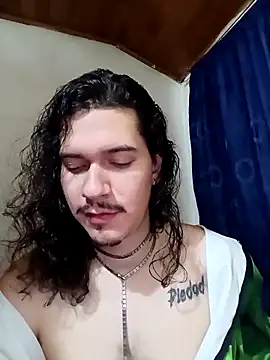 OnixAgata0 online show from November 2025 11:10:02 PM