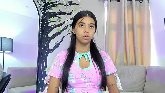  Anna Maria online show from December 2025 07:24:02 PM