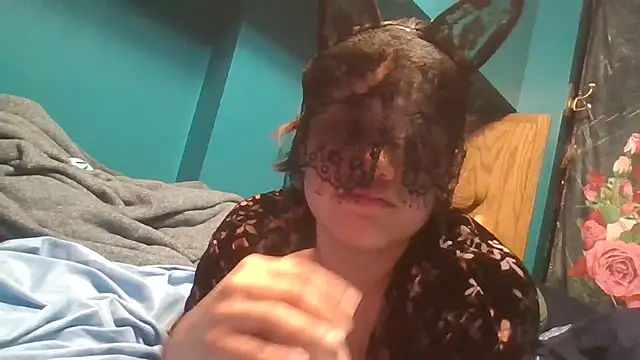 Snapshot of Buttercup2001 chatting on November 2025 03:46:02 AM Buttercup2001 online show from November 2025 03:46:02 AM