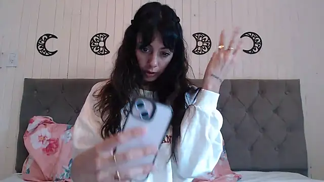 mickystrumia23 online show from March 2026 06:44:02 PM