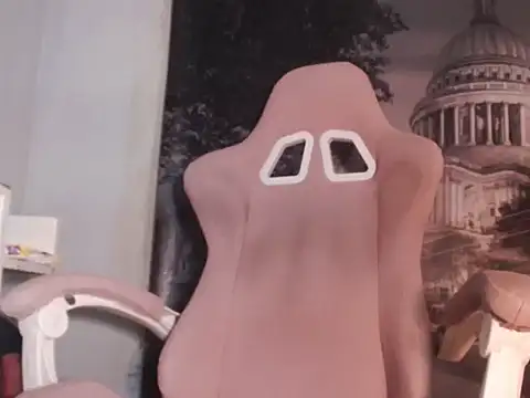 Snapshot of valkyriaxxx_ chatting on November 2025 07:56:01 AM valkyriaxxx online show from November 2025 07:56:01 AM