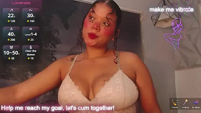 Snapshot of valkyriaxxx_ chatting on November 2025 08:20:01 PM valkyriaxxx online show from November 2025 08:20:01 PM