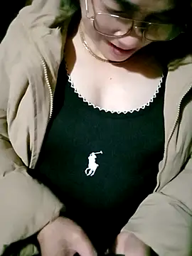 small-house123 online show from November 2025 01:01:01 PM