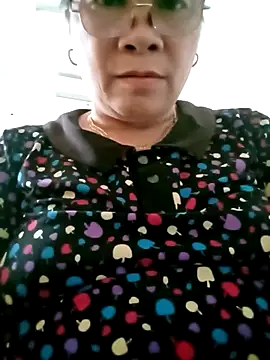 Snapshot of small-house123 chatting on November 2025 08:29:02 AM small-house123 online show from November 2025 08:29:02 AM