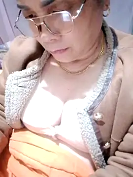 small-house123 online show from December 2025 08:02:01 AM