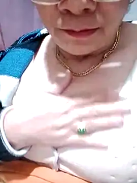 small-house123 online show from December 2025 10:42:02 AM