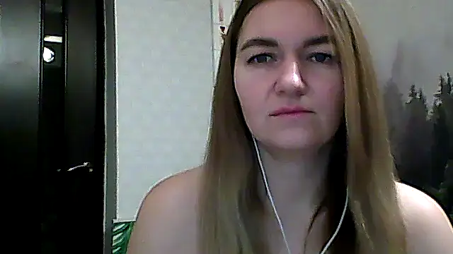 Snapshot of CandyOLimeX chatting on December 2025 10:59:01 PM CandyOLimeX online show from December 2025 10:59:01 PM