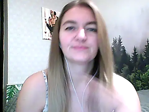 Snapshot of CandyOLimeX chatting on November 2025 09:19:02 PM CandyOLimeX online show from November 2025 09:19:02 PM