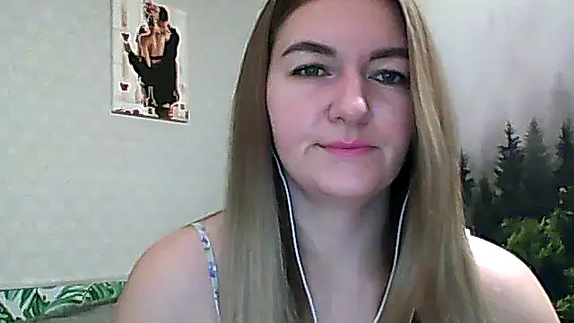 Snapshot of CandyOLimeX chatting on November 2025 10:54:02 PM CandyOLimeX online show from November 2025 10:54:02 PM