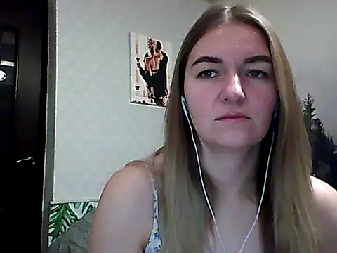 Snapshot of CandyOLimeX chatting on November 2025 09:04:01 PM CandyOLimeX online show from November 2025 09:04:01 PM