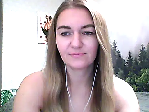 Snapshot of CandyOLimeX chatting on November 2025 09:29:01 PM CandyOLimeX online show from November 2025 09:29:01 PM