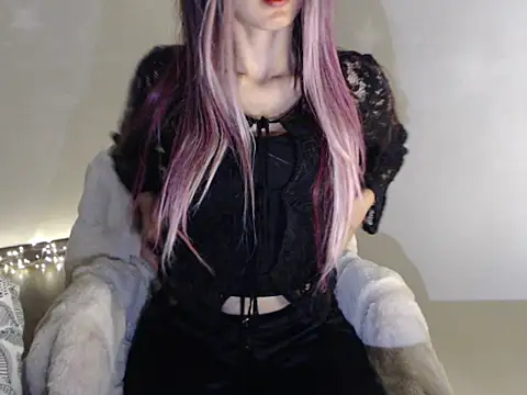 Snapshot of Elyara- chatting on March 2026 11:17:01 AM Elyara- online show from March 2026 11:17:01 AM