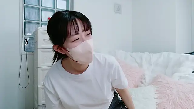 Snapshot of Sana_84 chatting on March 2026 09:18:02 AM Sana 84 online show from March 2026 09:18:02 AM