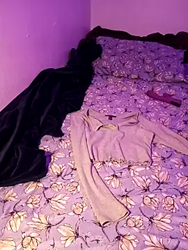 Snapshot of erikanoctis chatting on November 2025 07:44:02 AM erikanoctis online show from November 2025 07:44:02 AM