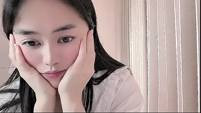 Zeze- online show from December 2025 05:51:01 AM