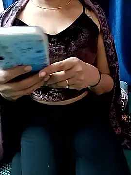 Aarti9012 online show from January 2026 08:05:01 PM